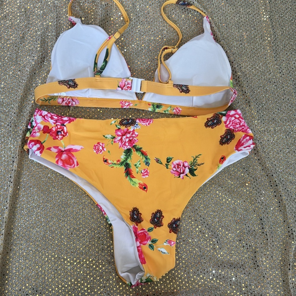 Floral women’s  colorful swimsuit two peice / bikini - Picture 7 of 11